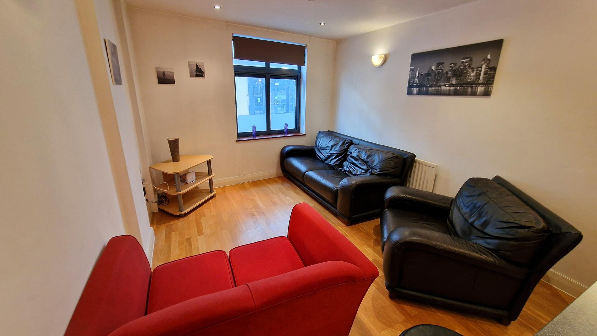 2 Lake House 66 Ellesmere Street Castlefield Locks